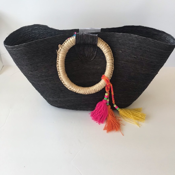 Handbags - Weaved basket purse handbag multicolored tassels
